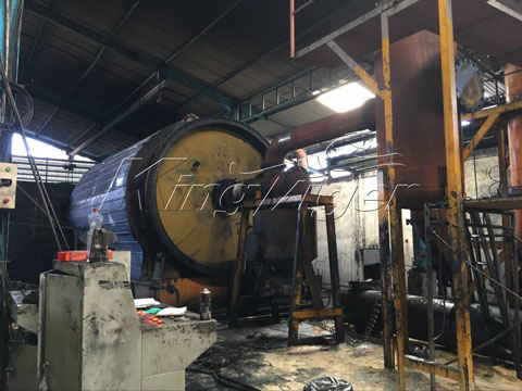 waste tire pyrolysis machine